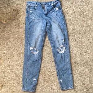 American eagle mom jeans